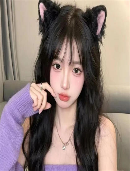 黑色电影技术揭秘：《红草滩》的创作历程与幕后故事 ——黑色电影的专业鉴赏